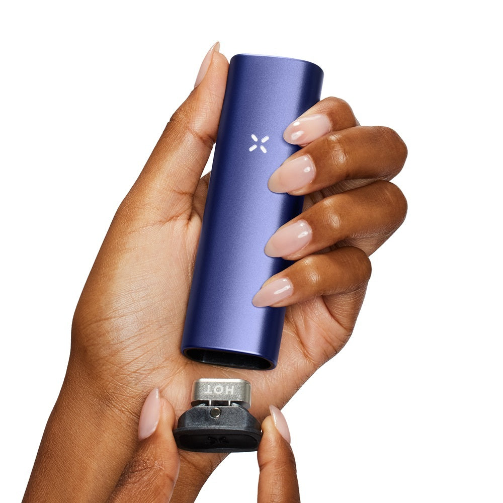 PAX Plus Dual Use Vaporizer Kit | Periwinkle | in hand